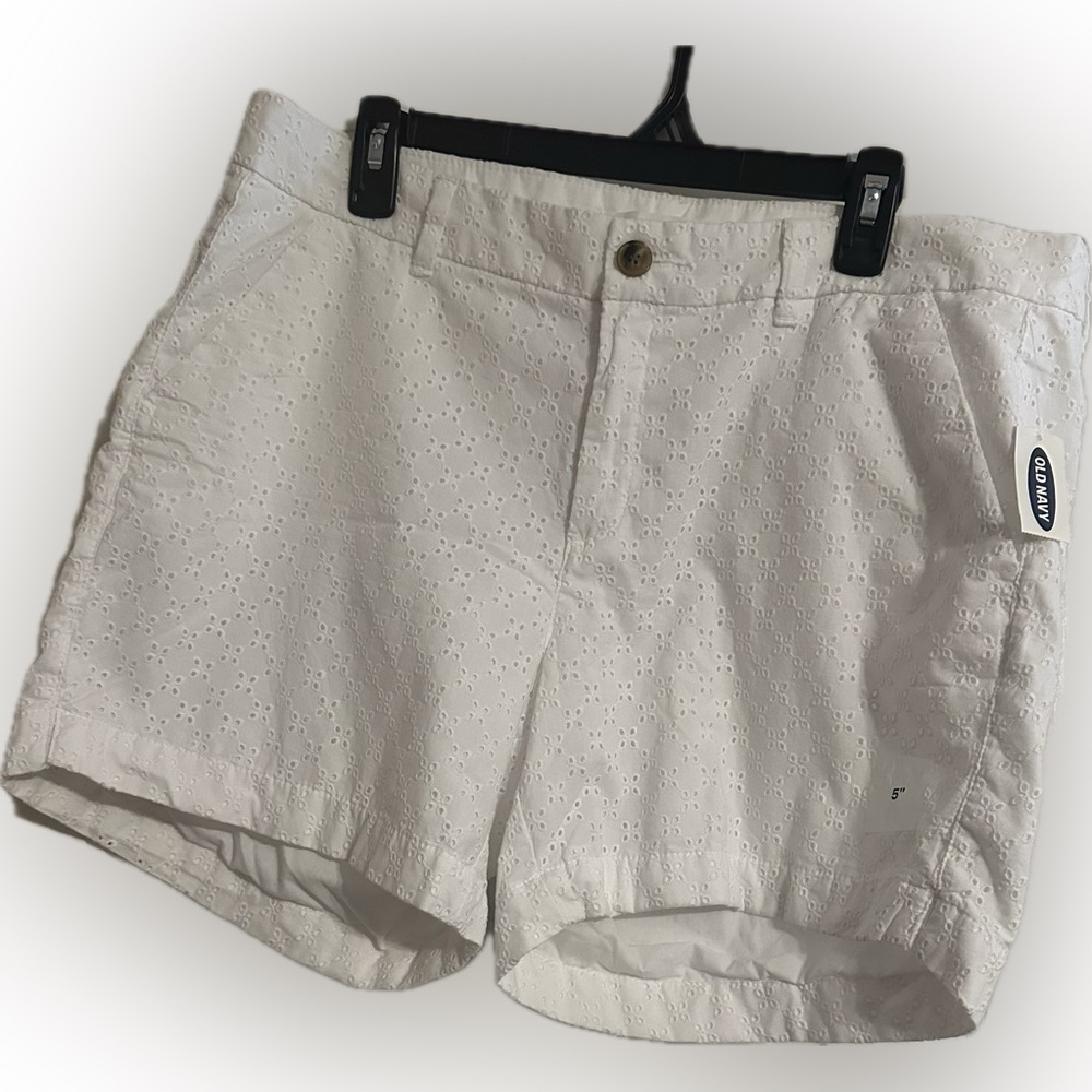 Old Navy White Eyelet Shorts- Lightweight Lined Cotton, 5” inseam, New w/ Tags